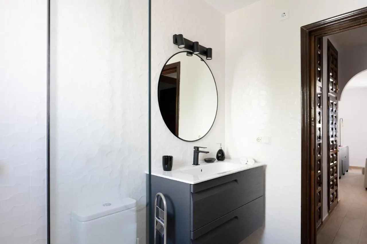 Lovely 1- Bedroom Rental With Pool, Close To The Beach Vera Spagna
