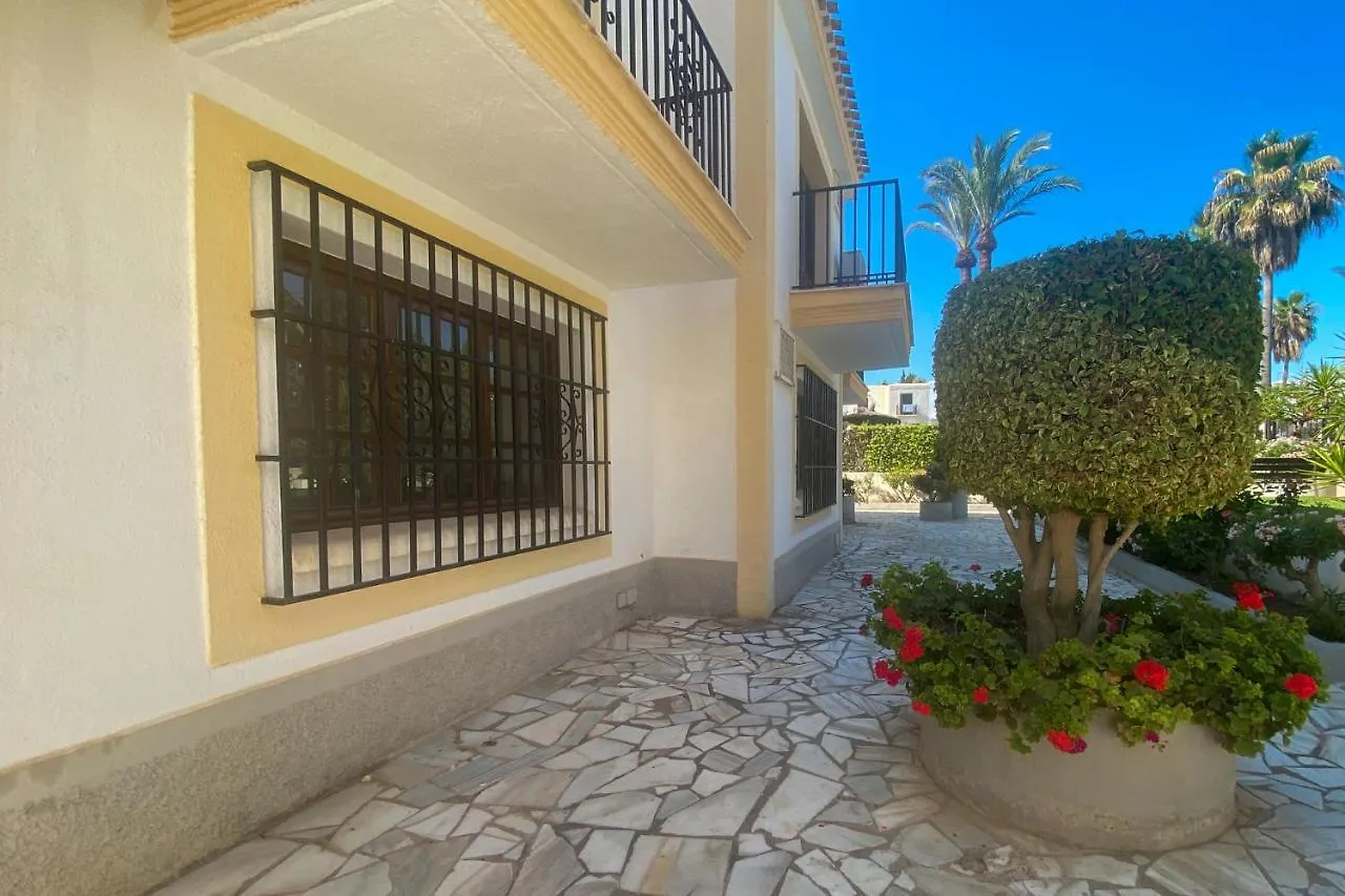 Apartment Lovely 1- Bedroom Rental With Pool, Close To The Beach Vera Spain