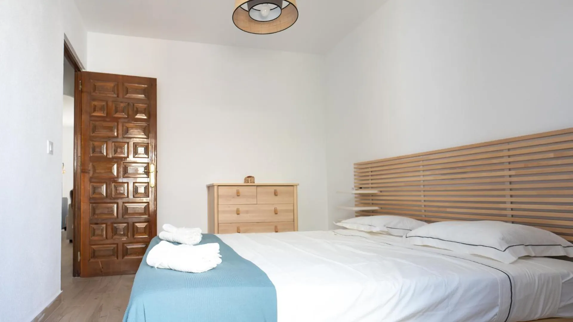 Lovely 1- Bedroom Rental With Pool, Close To The Beach Vera
