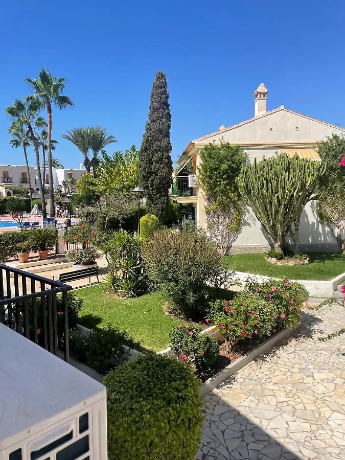 Apartamento Lovely 1- Bedroom Rental With Pool, Close To The Beach Vera