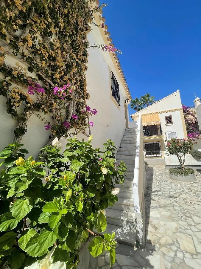 Lovely 1- Bedroom Rental With Pool, Close To The Beach Vera Apartamento